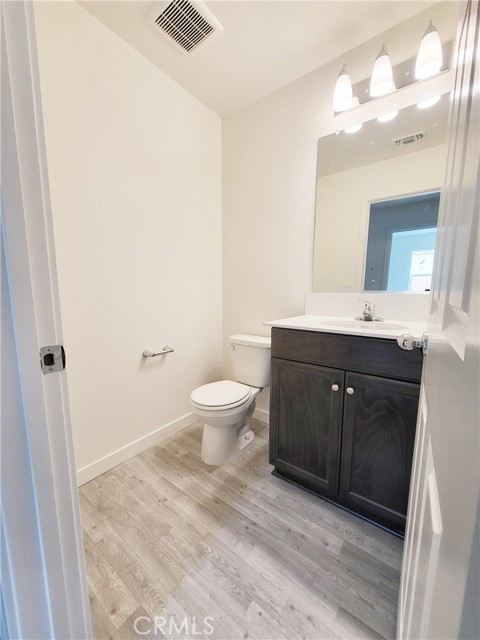 Detail Gallery Image 7 of 8 For 368 Arpent Ct, Merced,  CA 95341 - 4 Beds | 3/1 Baths