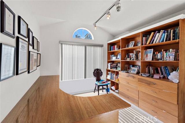 30252 Sonrisa Lane, Laguna Niguel CA: https://media.crmls.org/medias/ee06696e-21bf-411e-a0ab-31439c27b8a1.jpg