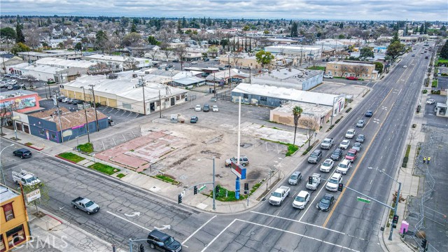 1616 Martin Luther King Jr Way, Merced, California 95340, ,Commercial Lease,For Rent,1616 Martin Luther King Jr Way,CRMC24045105