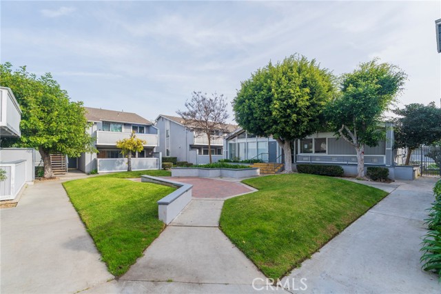 Detail Gallery Image 27 of 37 For 1250 S Brookhurst St #2033,  Anaheim,  CA 92804 - 3 Beds | 2 Baths