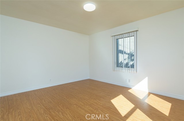 Detail Gallery Image 25 of 58 For 2111 N Verdugo, Glendale,  CA 91208 - 2 Beds | 2 Baths