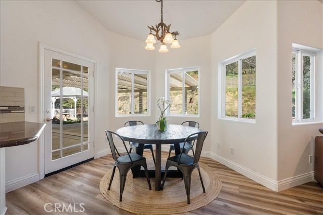 Detail Gallery Image 8 of 47 For 29563 Valley Stream Rd, Valley Center,  CA 92082 - 4 Beds | 2/1 Baths