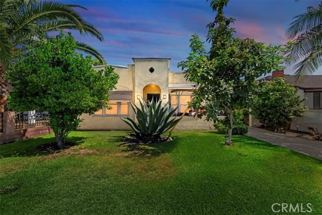2719 Hill Street, Huntington Park CA: https://media.crmls.org/medias/ee07f003-7919-4bf5-ad2c-720ea77e581f.jpg