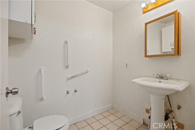 Detail Gallery Image 31 of 46 For 7170 Lower Wyandotte Rd, Oroville,  CA 95966 - 8 Beds | 3/1 Baths