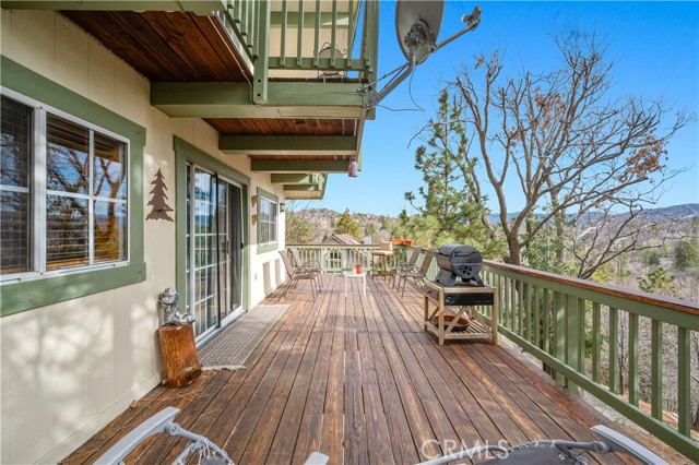 Detail Gallery Image 8 of 63 For 28227 Arbon Ln, Lake Arrowhead,  CA 92352 - 3 Beds | 3/1 Baths