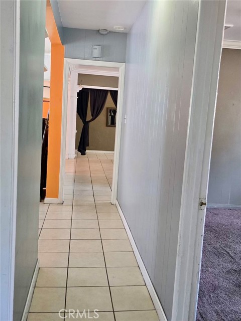 722 N Philadelphia Street, Anaheim CA: https://media.crmls.org/medias/ee09ed77-17e4-4cd1-a1fc-1d31e9882ee9.jpg
