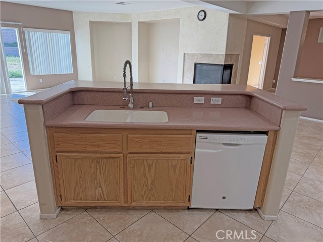 Detail Gallery Image 9 of 49 For 1079 Lyons Ct, Banning,  CA 92220 - 4 Beds | 3 Baths