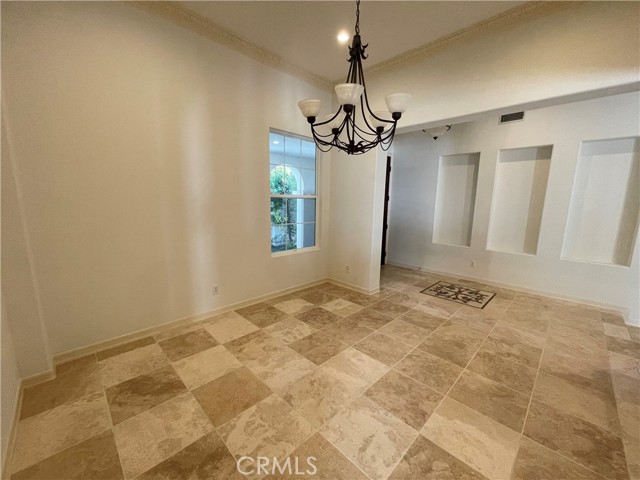 Detail Gallery Image 9 of 40 For 2345 Pieper Ln, Tustin,  CA 92782 - 3 Beds | 2/1 Baths