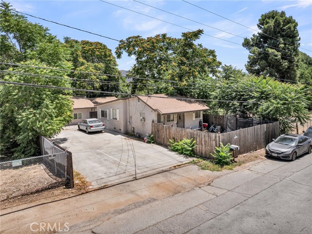 Detail Gallery Image 3 of 16 For 770 Allegheny Ave, Beaumont,  CA 92223 - 3 Beds | 3 Baths