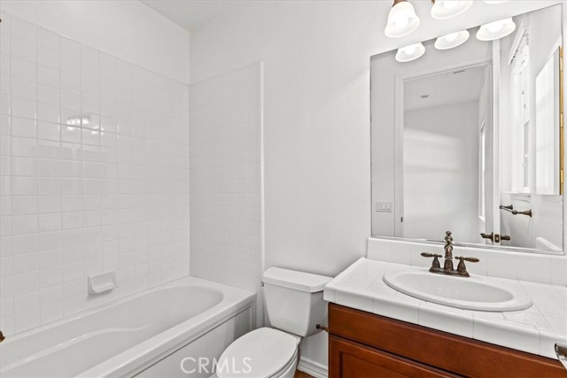31521 Paseo Campeon, San Juan Capistrano CA: https://media.crmls.org/medias/ee0affc7-cf02-45c6-a48e-1f40bee2086e.jpg