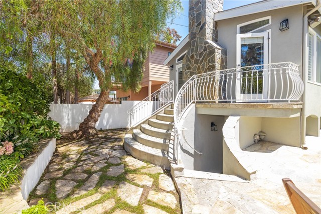 2317 Pine Avenue, Manhattan Beach, California 90266, 4 Bedrooms Bedrooms, ,3 BathroomsBathrooms,Residential,Sold,Pine,SB22177739