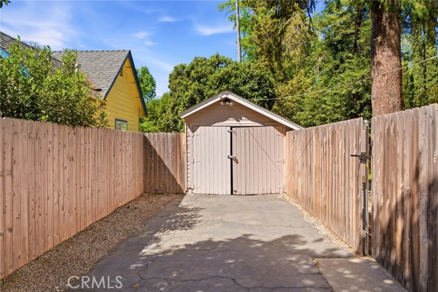 Detail Gallery Image 22 of 27 For 236 West 1st Avenue, Chico,  CA 95926 - 3 Beds | 1/1 Baths