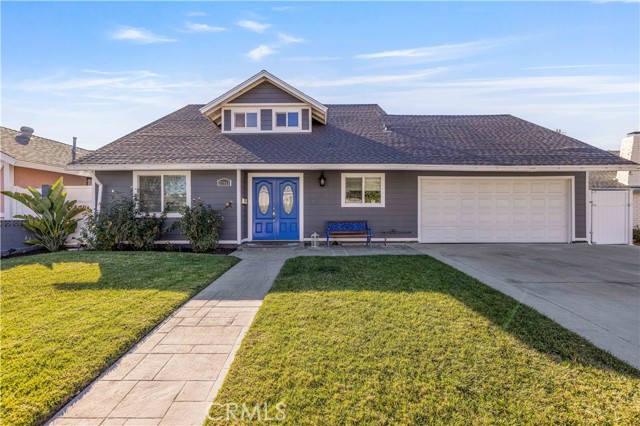 Detail Gallery Image 2 of 47 For 27933 Honeycomb Dr, Saugus,  CA 91350 - 4 Beds | 2/1 Baths