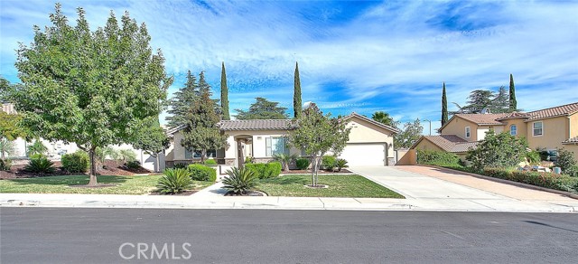 Detail Gallery Image 2 of 61 For 1586 Bilberry Ln, Banning,  CA 92220 - 4 Beds | 3/1 Baths