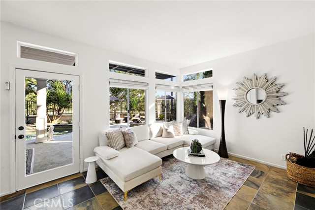 28 Mykonos, Laguna Niguel CA: https://media.crmls.org/medias/ee0debf8-3e55-47e5-a6a9-658acad80343.jpg