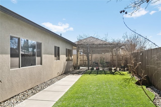 Detail Gallery Image 37 of 48 For 35 Jersey Brown, Chico,  CA 95973 - 3 Beds | 2 Baths