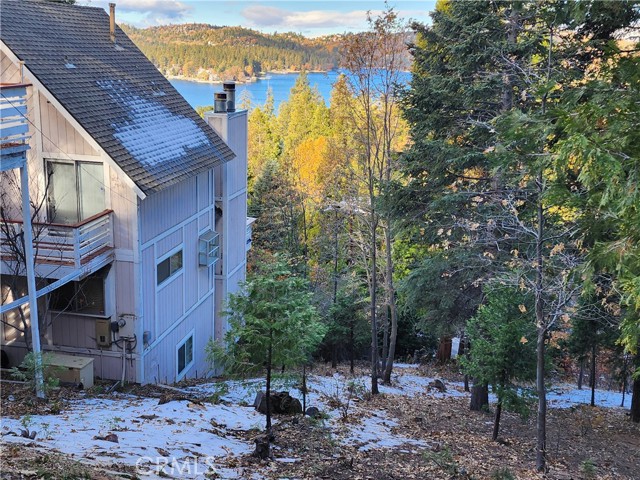 Detail Gallery Image 2 of 15 For 104 Fremont Rd, Lake Arrowhead,  CA 92352 - – Beds | – Baths