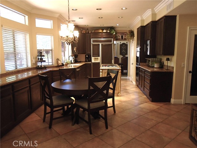 1535 Via Arroyo, La Verne CA: https://media.crmls.org/medias/ee0f23c5-7b2a-43b3-b37e-c0596b28b80d.jpg