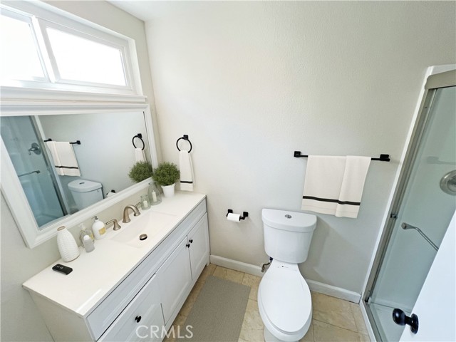 Detail Gallery Image 9 of 19 For 2369 Mesa Verde, Fullerton,  CA 92833 - 3 Beds | 2 Baths