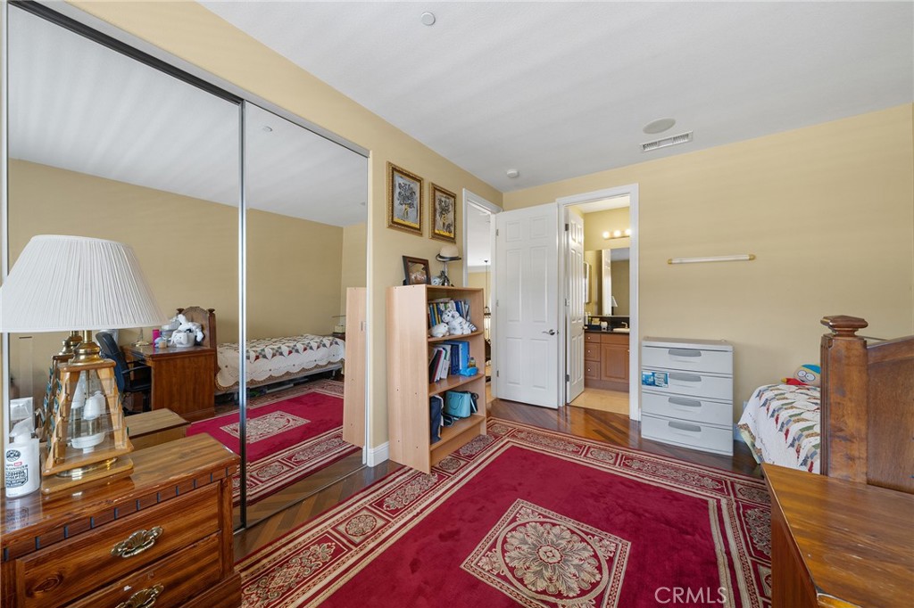 MLS #WS26176825 image #56