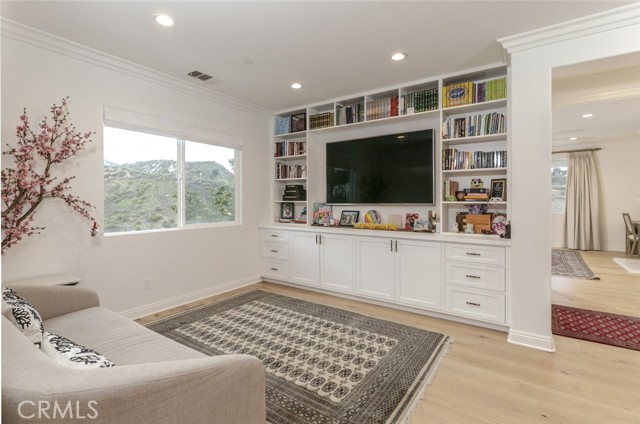 Image 37 of 67 For 12356 Longacre Avenue