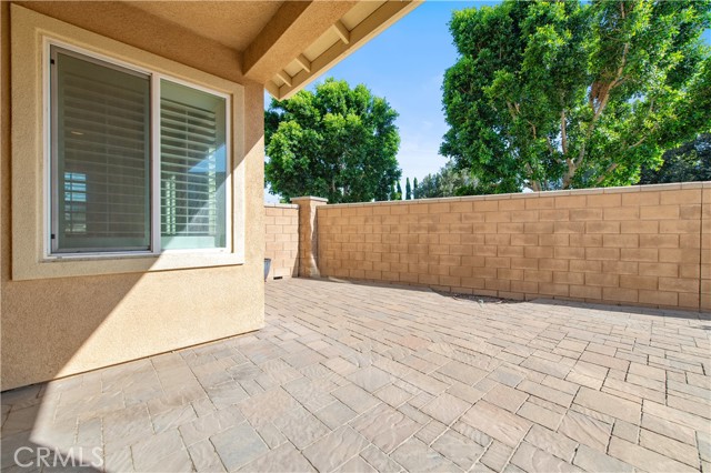 7271 Enclave Drive, Eastvale CA: https://media.crmls.org/medias/ee123150-0f9d-4f0c-833a-0bff141822d8.jpg