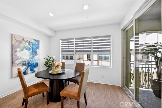 Detail Gallery Image 9 of 31 For 404 Echo Blue, Lake Forest,  CA 92610 - 3 Beds | 2/2 Baths