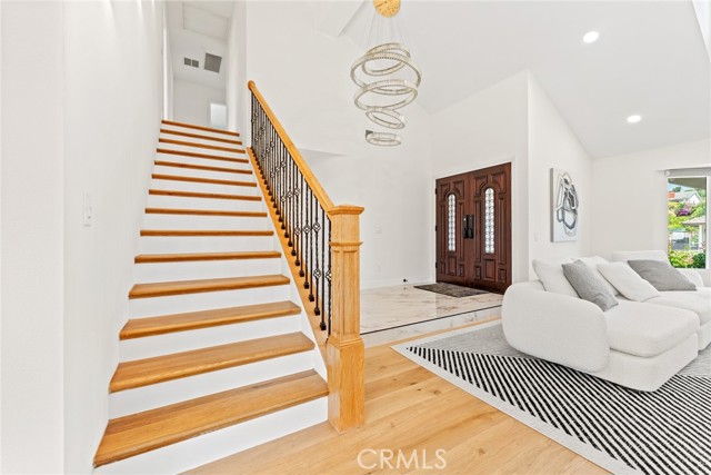 21492 Countryside Drive, Lake Forest CA: https://media.crmls.org/medias/ee12b376-6519-4860-984b-7efeaf4b8bed.jpg