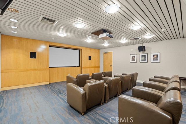 13600 Marina Pointe Dr., Marina del Rey CA: https://media.crmls.org/medias/ee12f049-c341-411a-ad22-0b19d5b6aea5.jpg