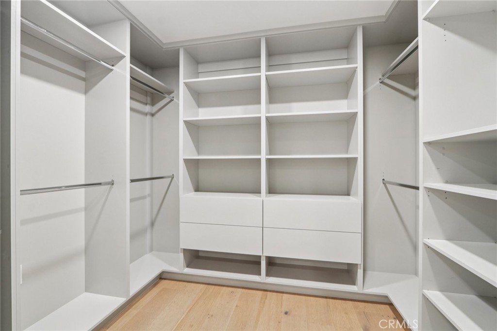 MLS #OC25259730 image #13