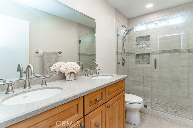 14 Rainbow Ridge Road, Phillips Ranch CA: https://media.crmls.org/medias/ee140938-f926-4be2-9c51-82cb3694cd60.jpg