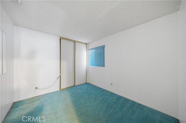 Detail Gallery Image 19 of 28 For 40 W Zane St, Long Beach,  CA 90805 - 4 Beds | 2 Baths