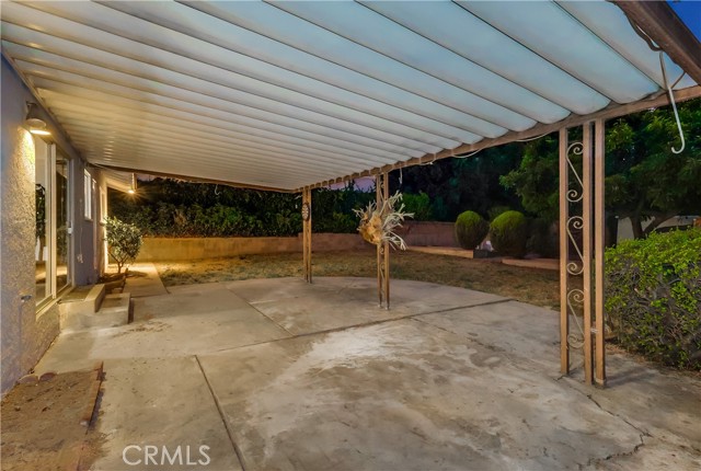 1522 W 1st Street, San Pedro CA: https://media.crmls.org/medias/ee142abe-1d5f-4bd0-9c90-f72ef2beee9d.jpg