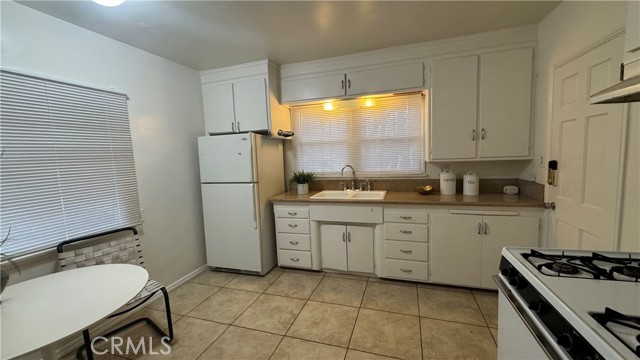 Detail Gallery Image 5 of 38 For 100 E Huntington Dr, Alhambra,  CA 91801 - – Beds | – Baths