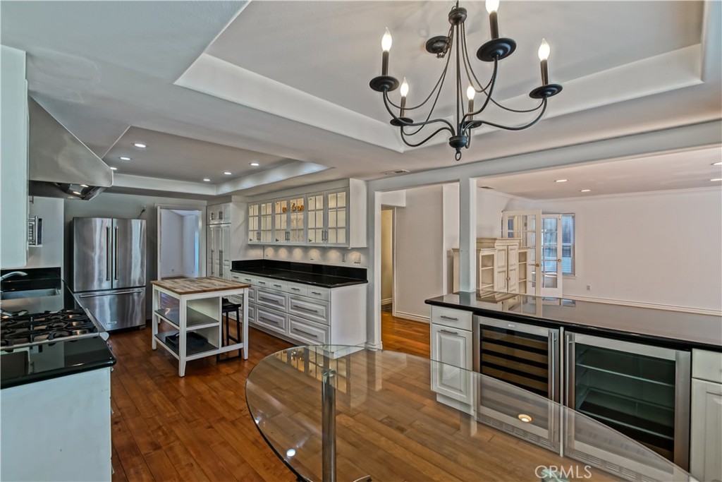 594 35th Street