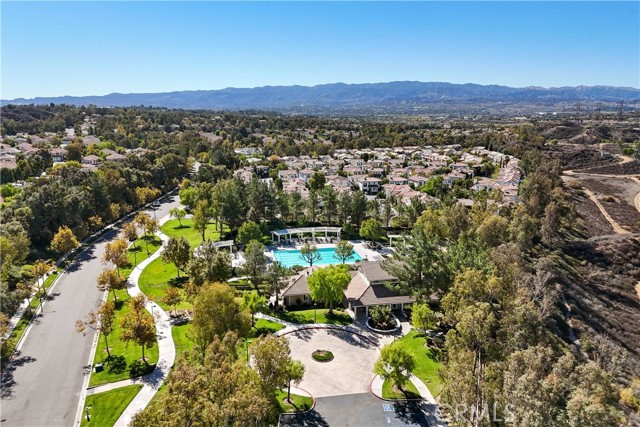 Detail Gallery Image 40 of 45 For 27624 Briarcliff Pl, Valencia,  CA 91354 - 5 Beds | 3 Baths