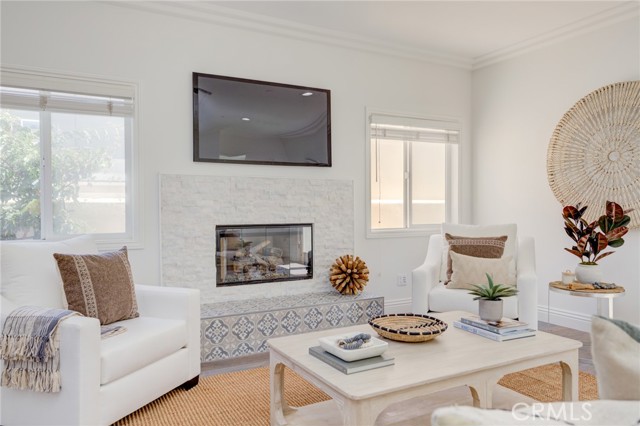 2220 Gates Avenue, Redondo Beach, California 90278, 4 Bedrooms Bedrooms, ,2 BathroomsBathrooms,Residential,Sold,Gates,SB21194759