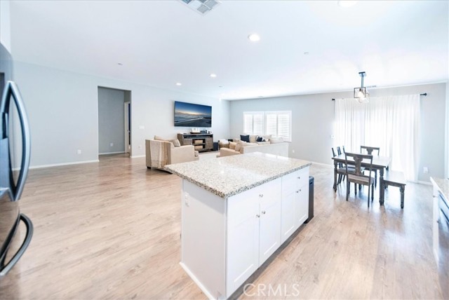 Detail Gallery Image 10 of 28 For 30151 Meadow Oaks, Menifee,  CA 92585 - 4 Beds | 2 Baths