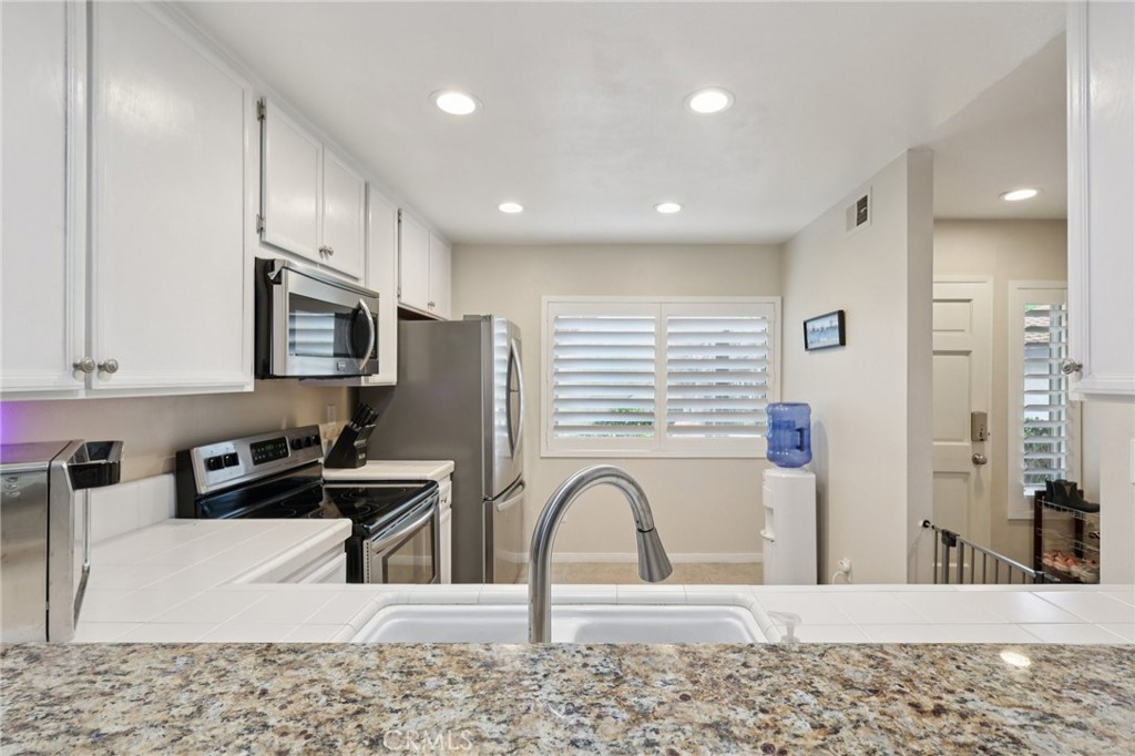 944 Lupine Hills - photo 20