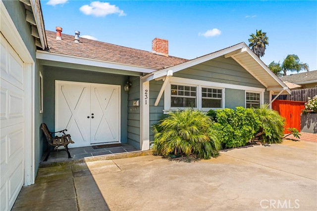 231 Salida Del Sol, Santa Barbara CA: https://media.crmls.org/medias/ee17d024-2aa5-4d3c-b850-550a631d94e2.jpg