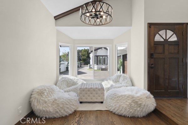 Detail Gallery Image 40 of 67 For 9514 Oakridge Pl, Chatsworth,  CA 91311 - 6 Beds | 6 Baths