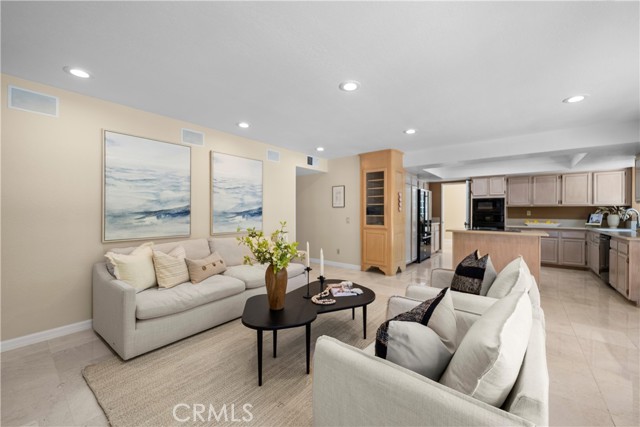 Detail Gallery Image 22 of 60 For 25009 Wintergreen Ct, Stevenson Ranch,  CA 91381 - 4 Beds | 3 Baths