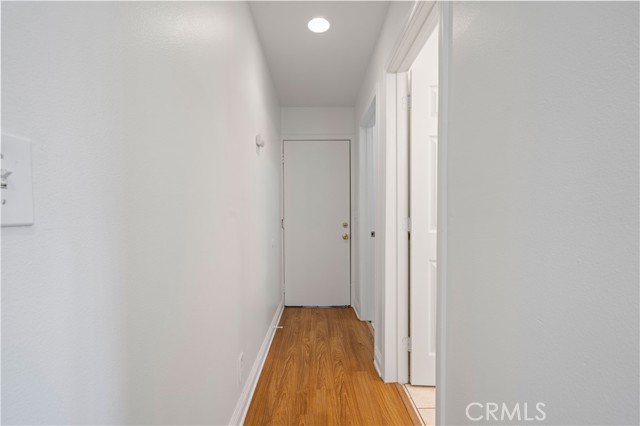 Detail Gallery Image 12 of 36 For 420 Cerritos Ave, Long Beach,  CA 90802 - 3 Beds | 2/1 Baths