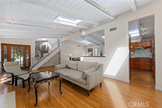 Detail Gallery Image 11 of 59 For 642 14th, Manhattan Beach,  CA 90266 - 4 Beds | 4 Baths