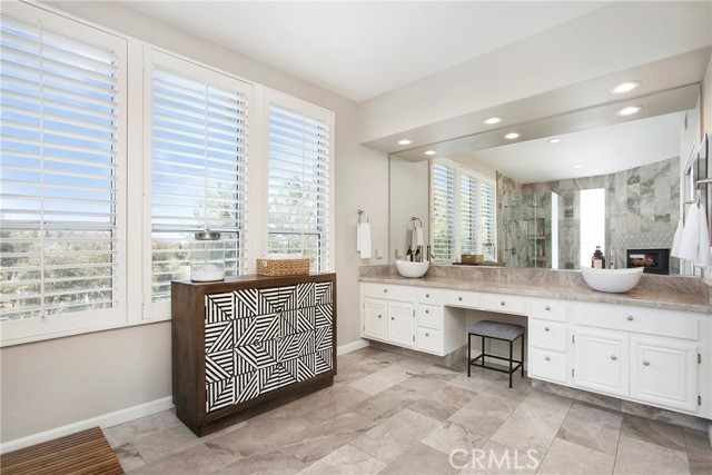 32052 WEEPING WILLOW Street, Rancho Santa Margarita CA: https://media.crmls.org/medias/ee19fe43-9cd0-4d2c-8787-2ee826cd84e8.jpg