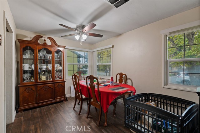 Detail Gallery Image 11 of 32 For 340 Western, Bakersfield,  CA 93309 - 3 Beds | 1 Baths