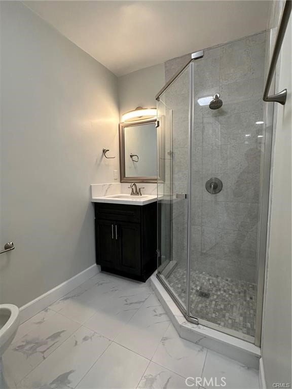 Detail Gallery Image 9 of 20 For 260 Linda Rosa Ave #1,  Pasadena,  CA 91107 - 3 Beds | 3 Baths
