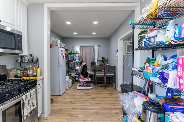 Detail Gallery Image 8 of 16 For 7206 Del Rosa Ave, San Bernardino,  CA 92404 - 3 Beds | 1 Baths