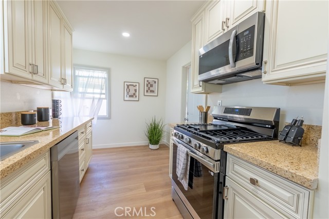 Detail Gallery Image 17 of 26 For 10106 Capistrano Ave, South Gate,  CA 90280 - – Beds | – Baths