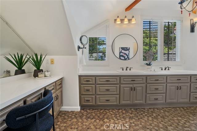 Detail Gallery Image 31 of 70 For 421 High Dr, Laguna Beach,  CA 92651 - 4 Beds | 4 Baths